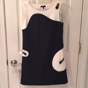Classy color block black & white dress